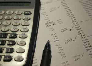 How long does an insurance company have to settle a claim in Worcester?