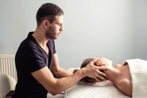 Chiropractic Expenses and Settling With Insurers: What You Should Know