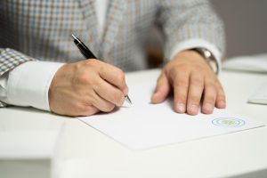 When to Hire a Worcester Car Accident Lawyer After an Accident That Was Not Your Fault